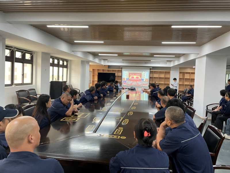 欧博ABG电气集团组织集中收看党的二十大开幕会盛况